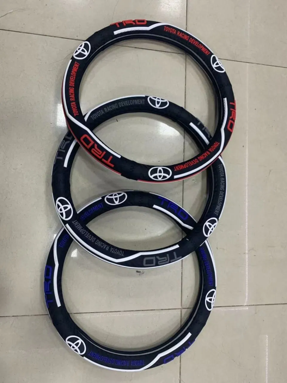 Universal PVC Latex Steering Wheel Cover in Sport Style
